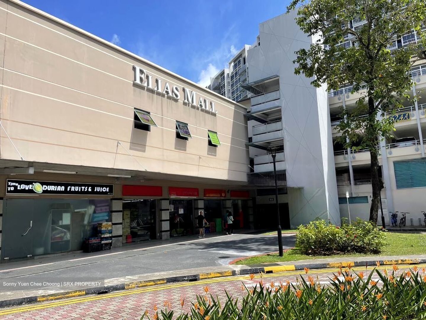 Elias Mall (D18), Retail #454705531